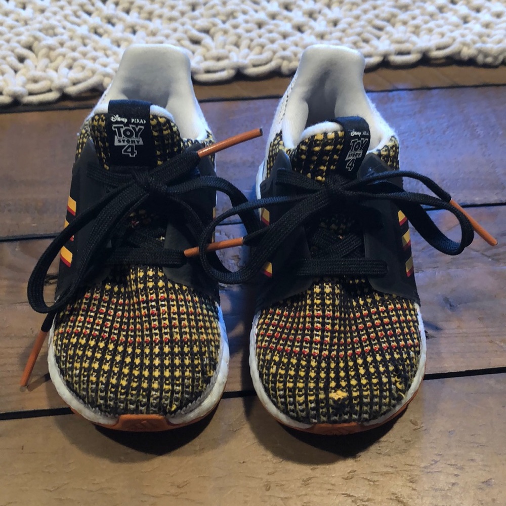 Adidas kids Toy Story 4 Woody sneakers